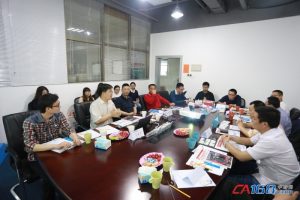 本次探讨主题“电子行业信息化”，参会人员多为电子行业的零件、设备、软件供应商，针对电子行业的设备自动化、工厂信息化提出相应的解决方案。